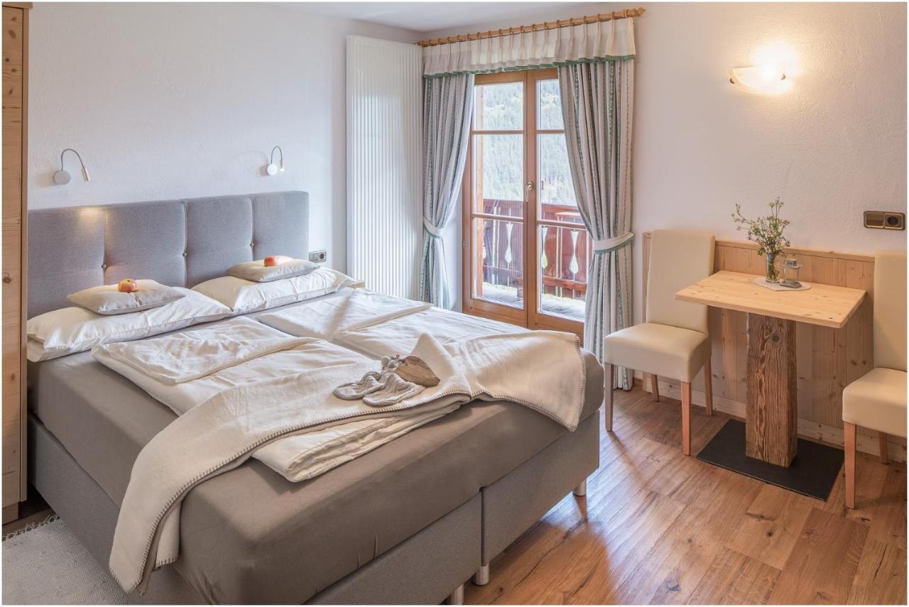 Double Room Mountain View